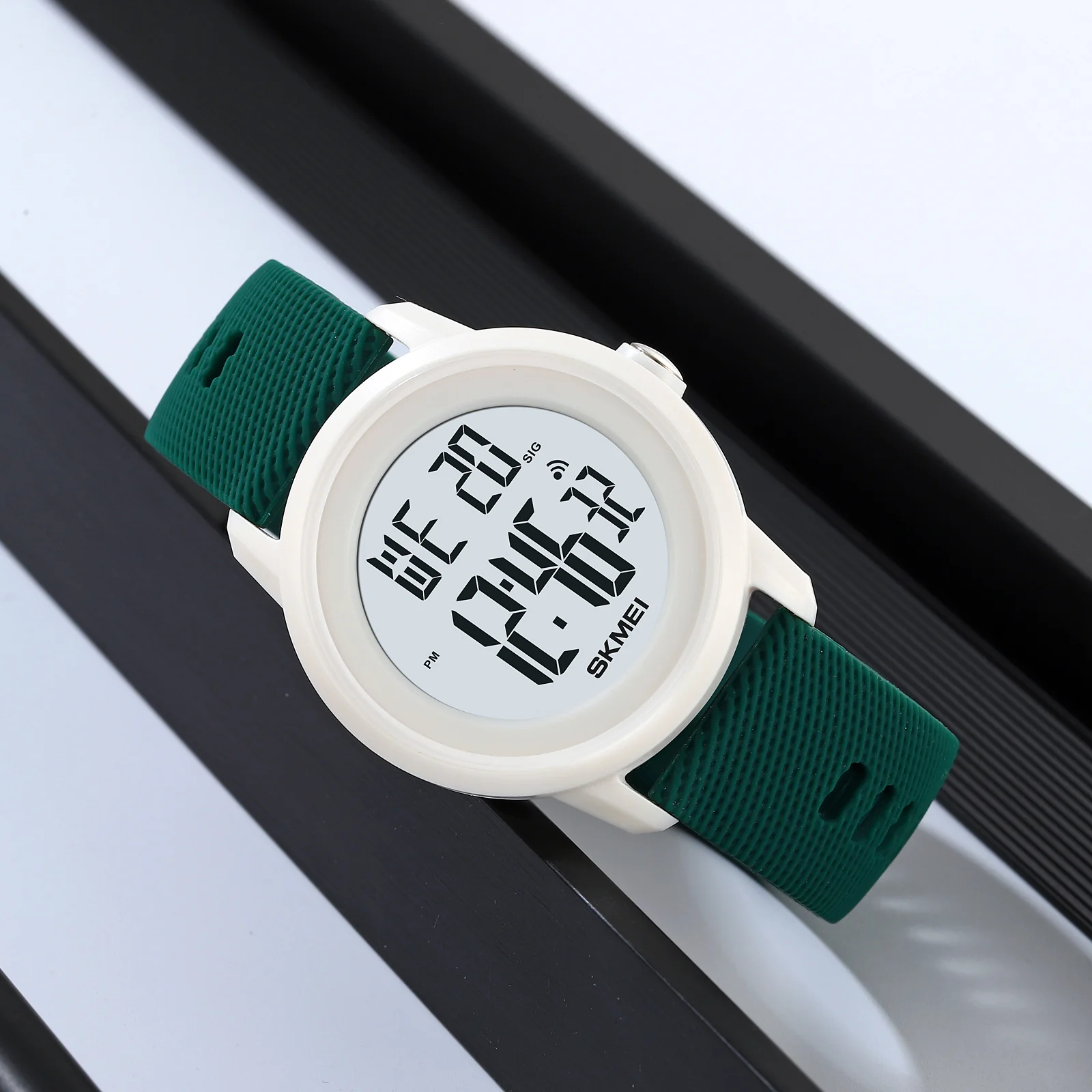 2218 Skmei reloj para mujer pulsera de resina - Image 27