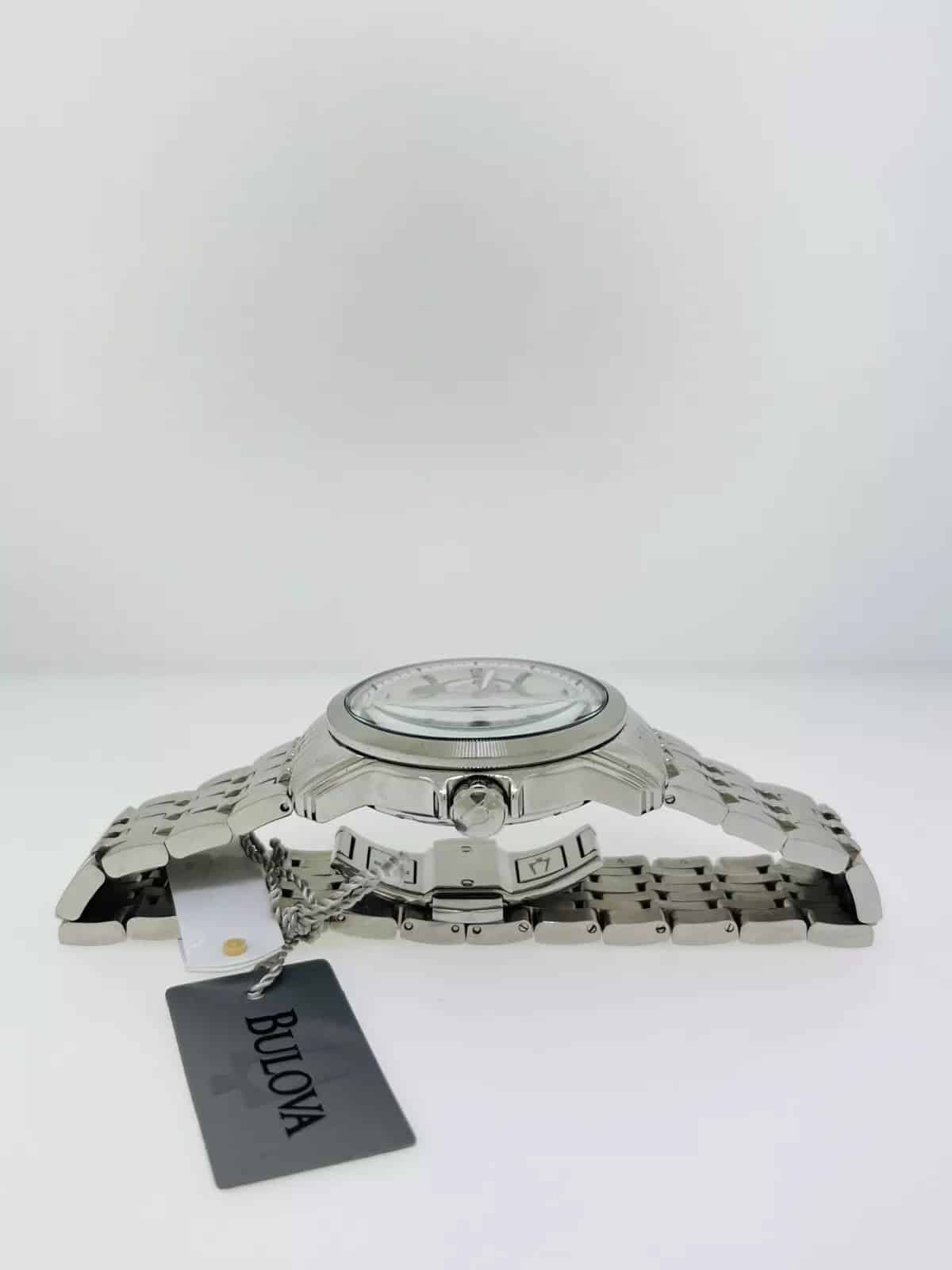 96A100 Reloj Bulova para caballero pulsera de acero inoxidable - Image 2