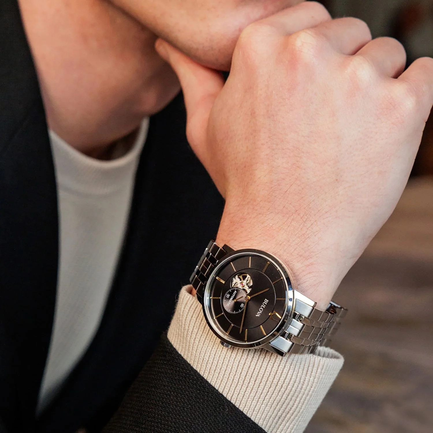 96A305 Reloj Bulova Classic de hombre pulsera de metal - Image 2