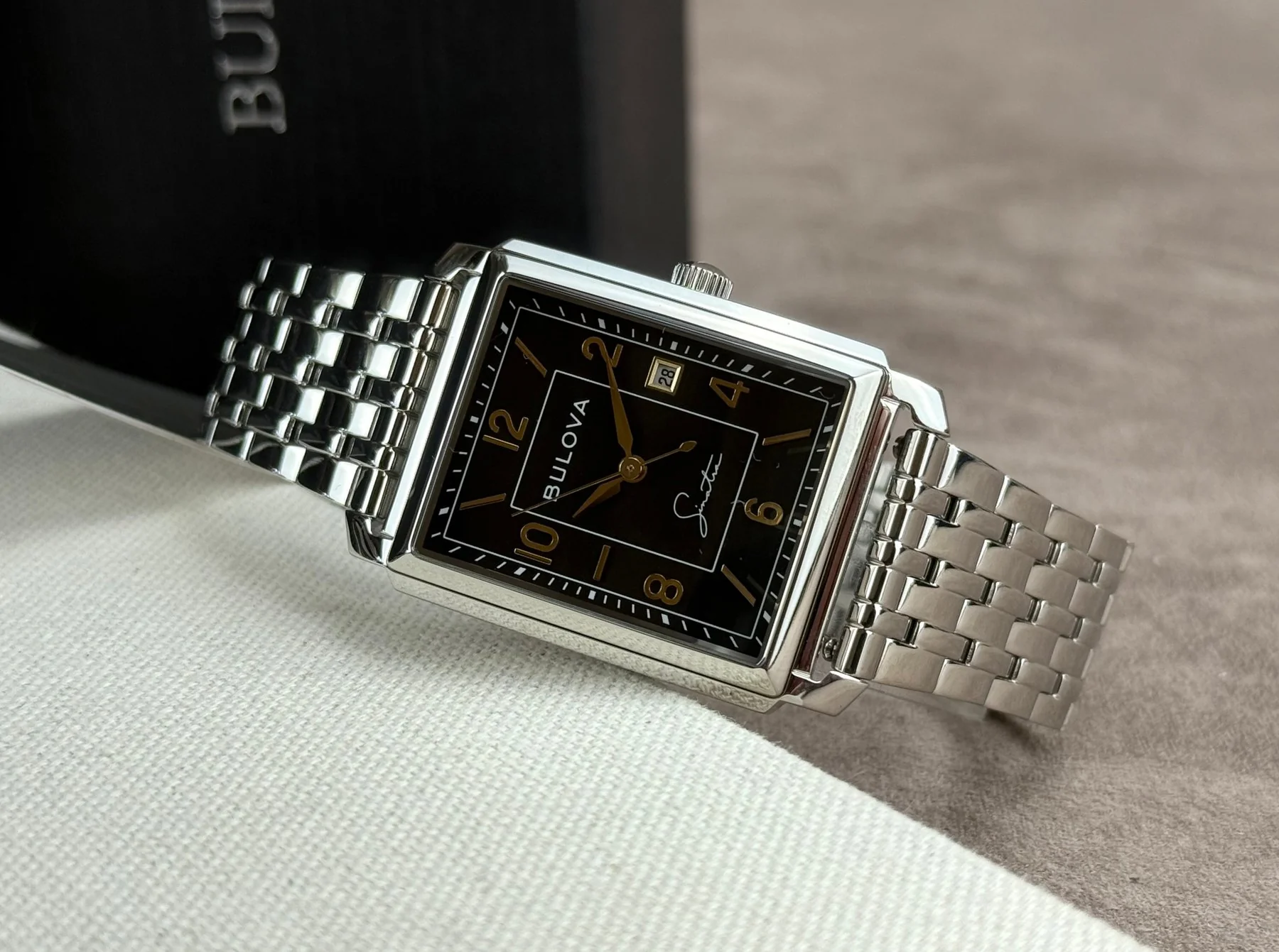 96B399 Reloj Bulova Frank Sinatra para caballero pulsera de metal - Image 4