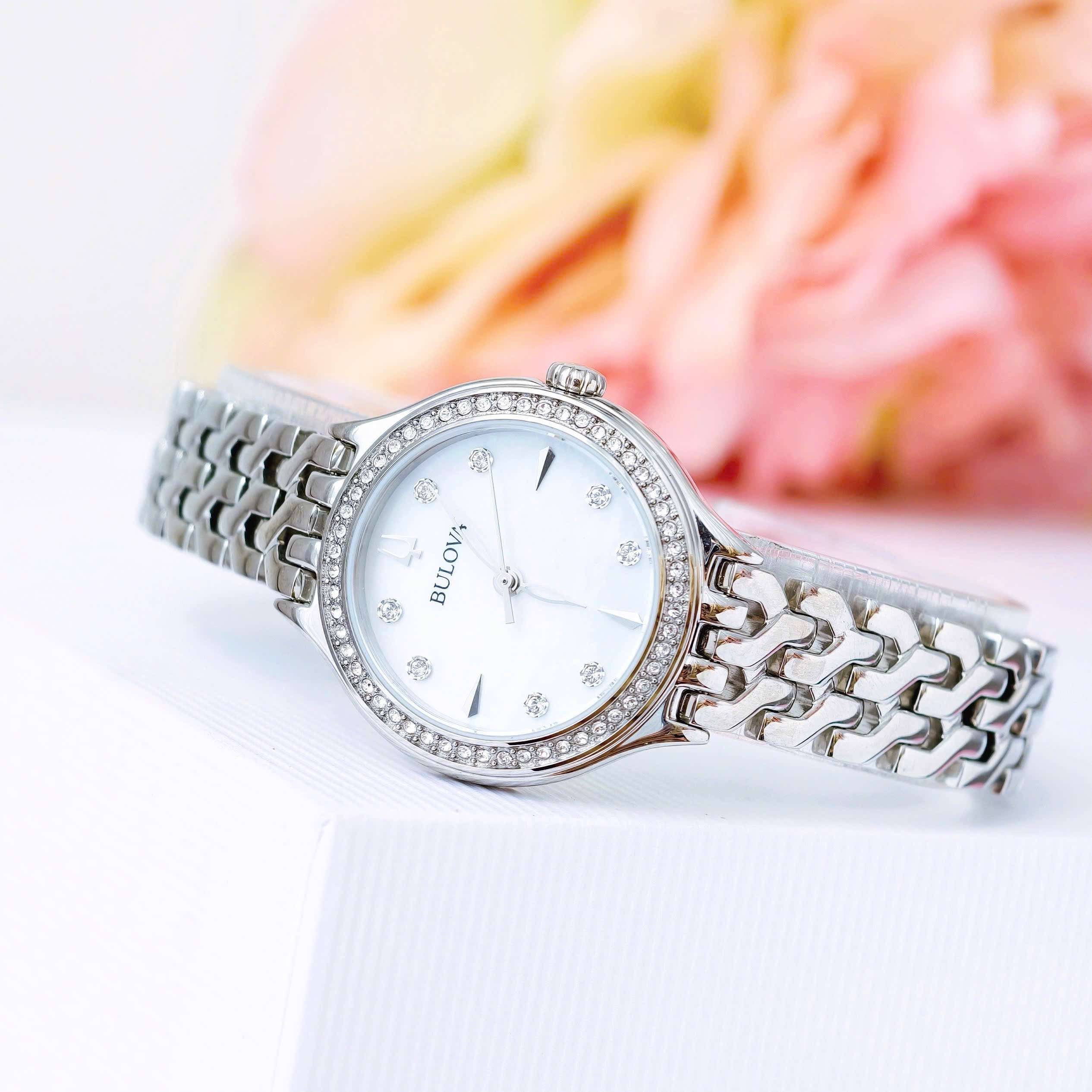 96L312 Reloj Bulova Crystal de dama pulsera de metal 29 mm - Image 3