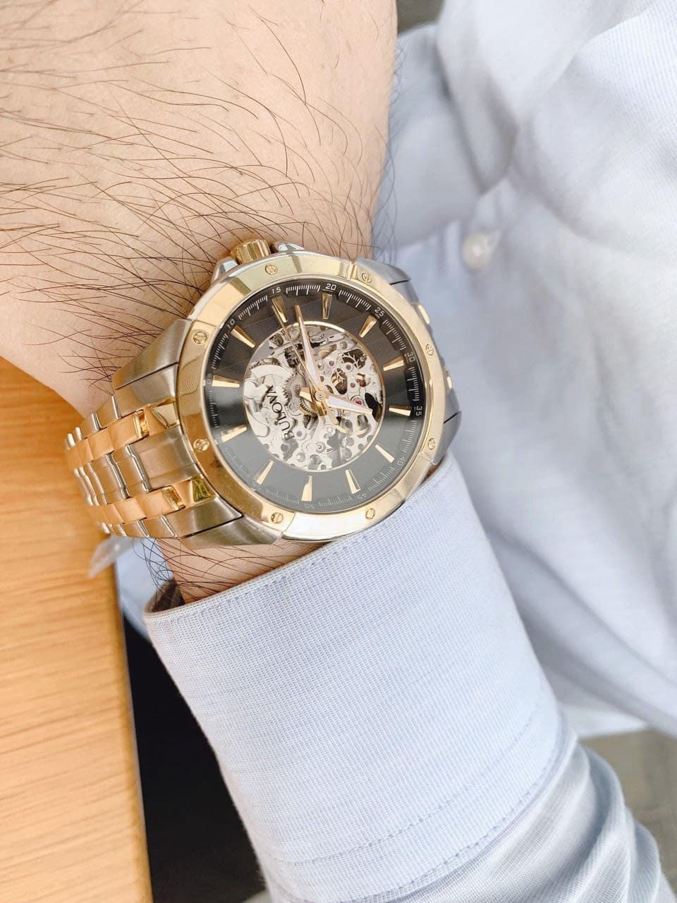 98A146 Reloj Bulova Skeleton Automático para Caballero - Image 5