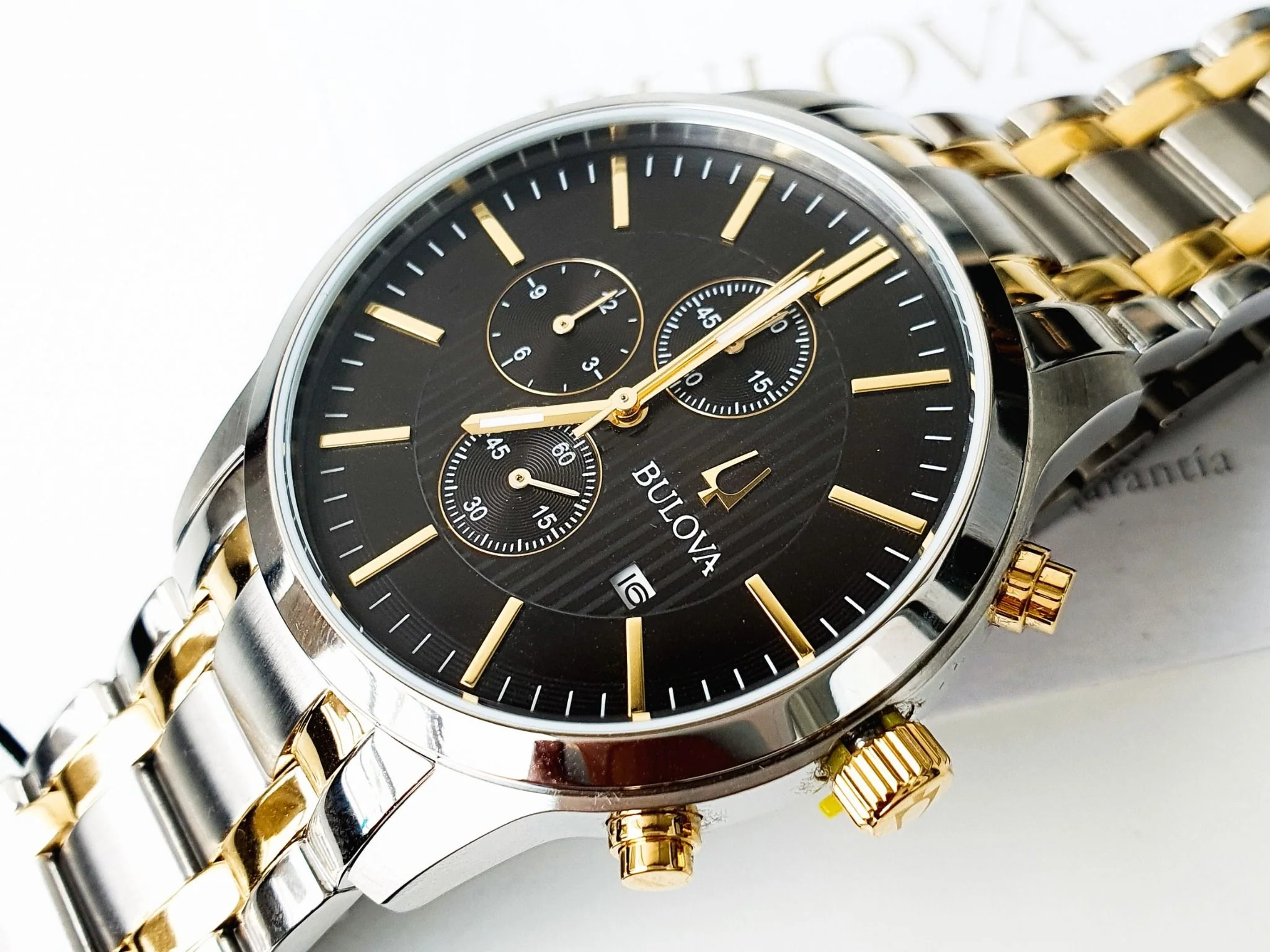 98B310 Reloj Bulova Classic de hombre pulsera de metal - Image 3