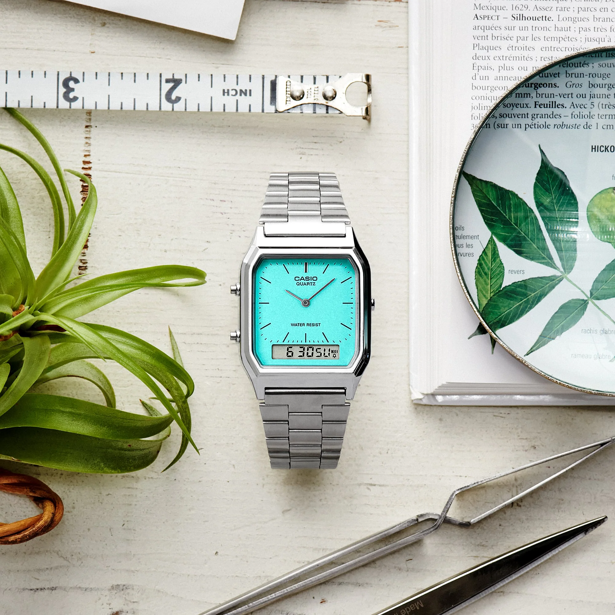 AQ-230A-2A2 Reloj Casio Vintage Clásico Unisex con Pulsera de Acero Inoxidable y Doble Hora - Image 2