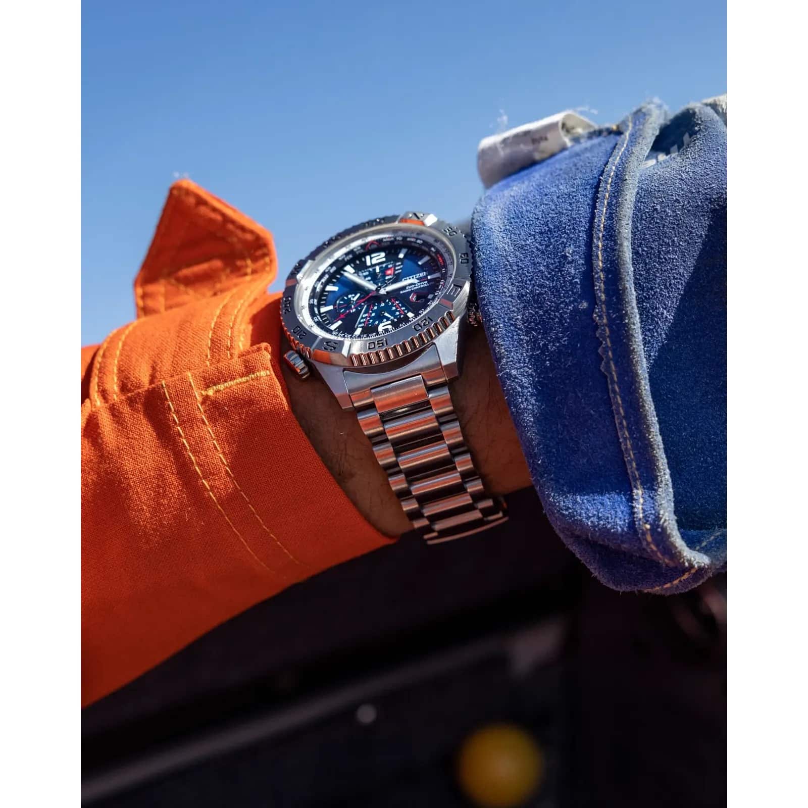 AT8220-55L Citizen Promaster Navihawk Eco-drive reloj para caballero pulsera de metal - Image 7