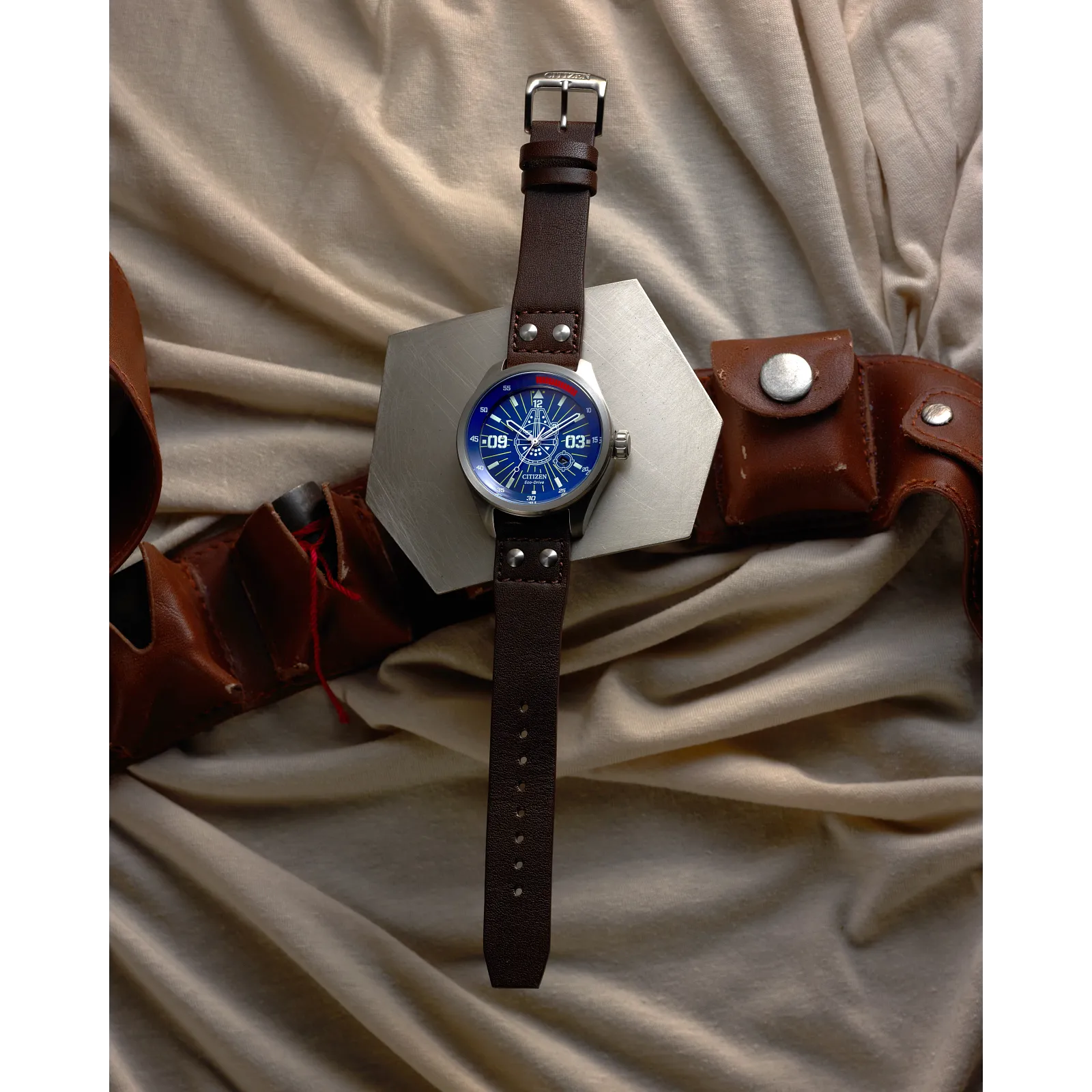 AW5009-03W Citizen Han Solo Star Wars Eco-drive de caballero pulsera de cuero - Image 2
