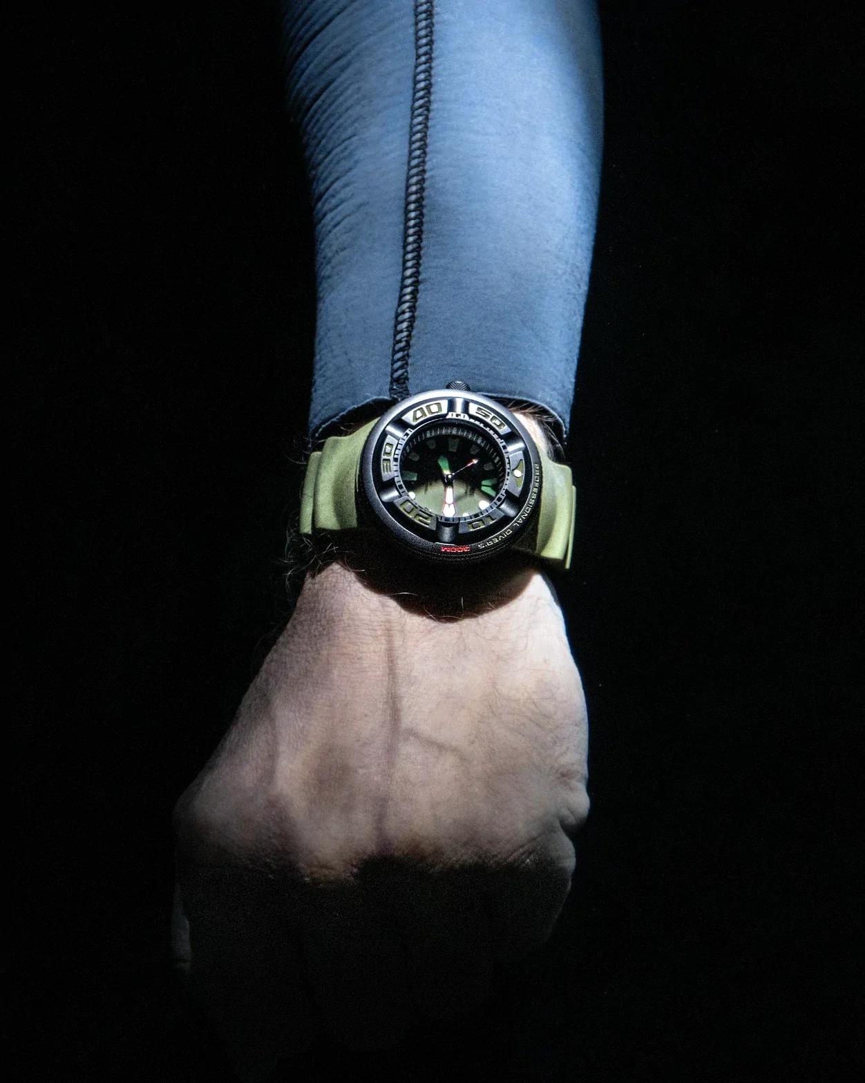 BJ8057-09X Reloj Citizen Promaster Dive Ecozilla de hombre correa de caucho Eco-Drive - Image 4