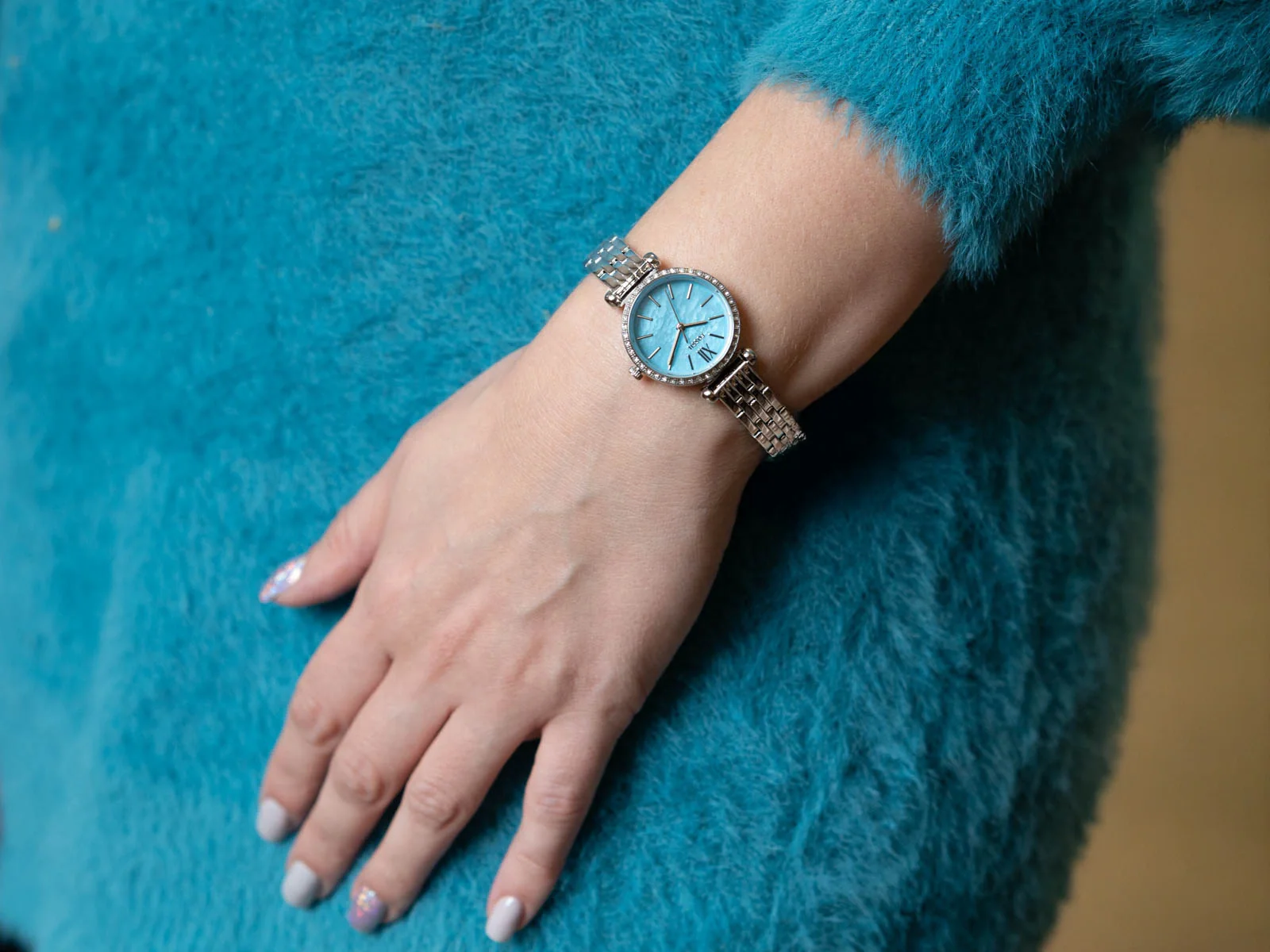 BQ5028 Reloj Tillie de señorita correa de metal - Image 3