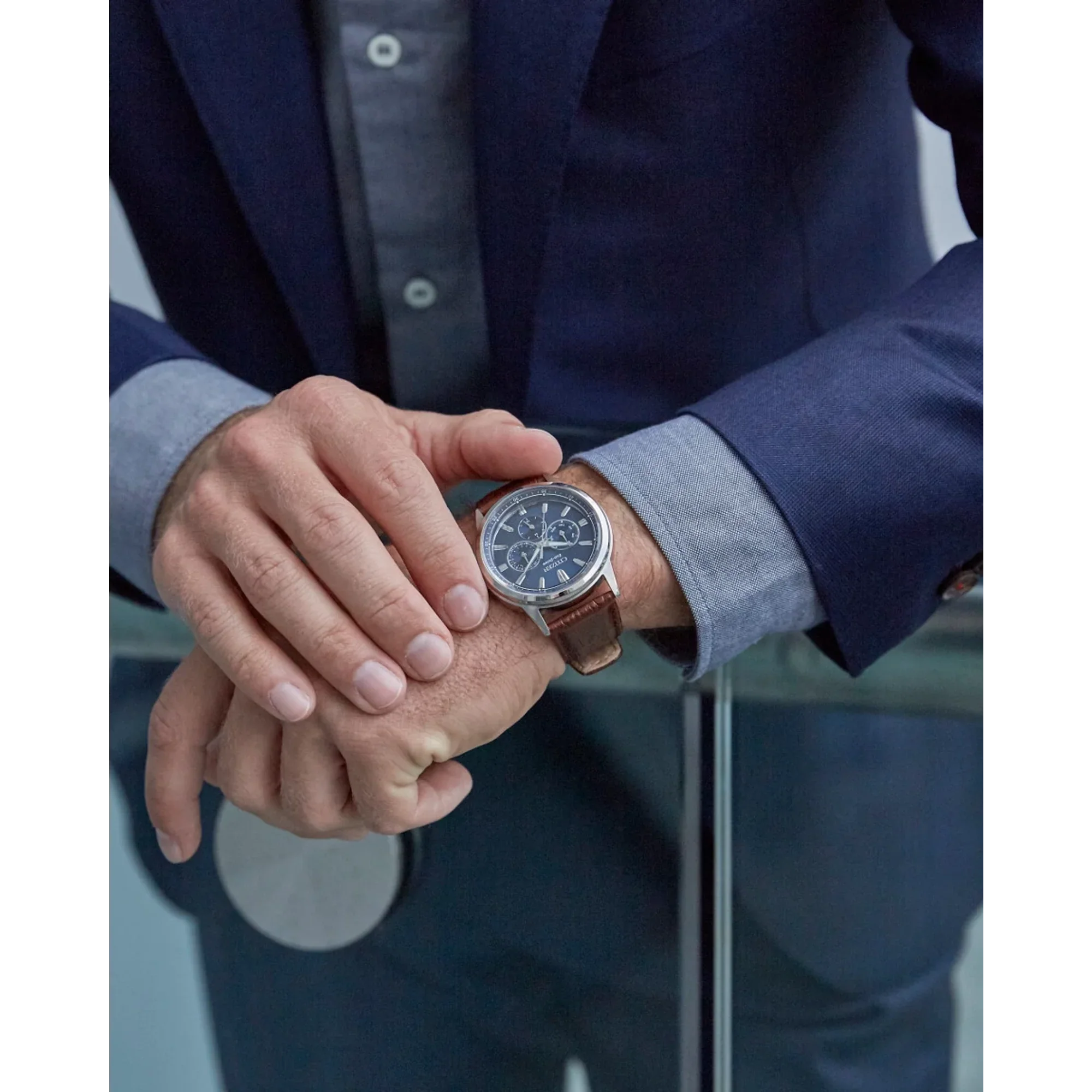 BU2070-12L Reloj Citizen Corso de hombre banda de piel 44 mm - Image 2