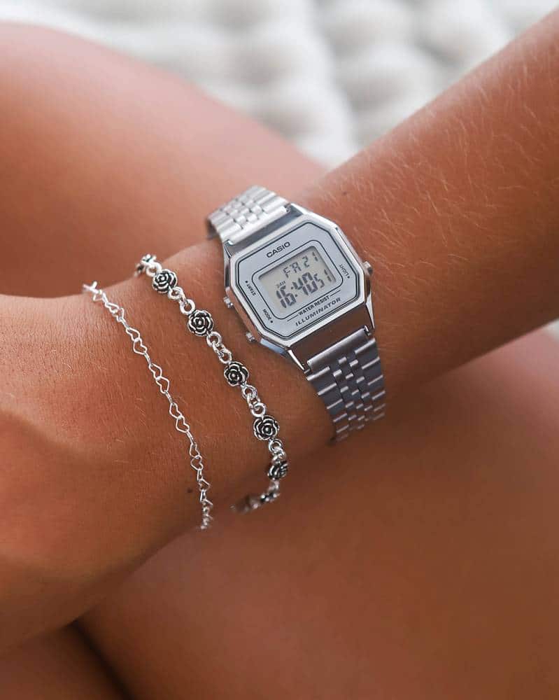 LA-680WA-7 Reloj Casio Unisex, Vintage Clásico Illuminator - Image 2