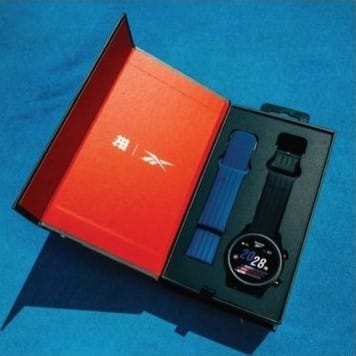 CTRK Cubitt x Reebok Reloj Inteligente Unisex con Bluetooth - Image 5