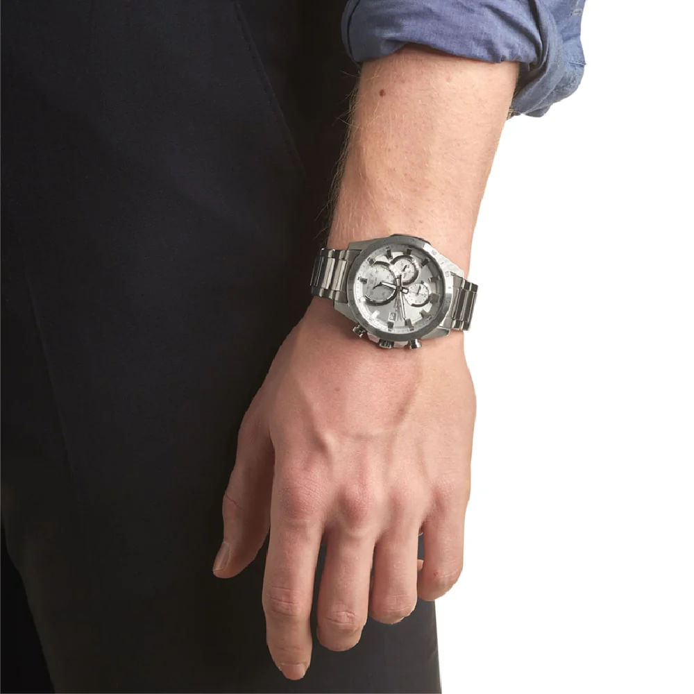 EFR-571MD-8AV Reloj Edifice para Hombre - Image 2