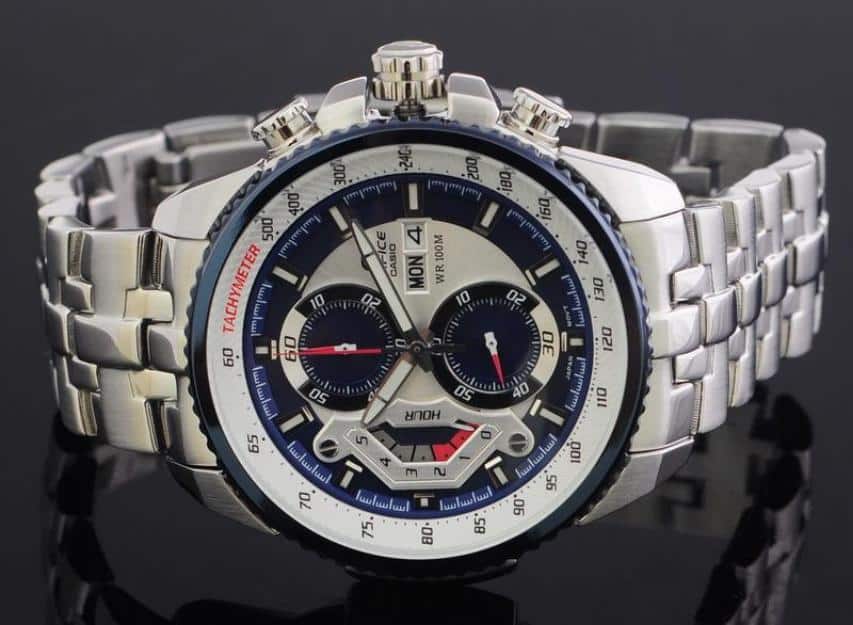 EF-558D-2AV Reloj Edifice para Hombre - Image 3