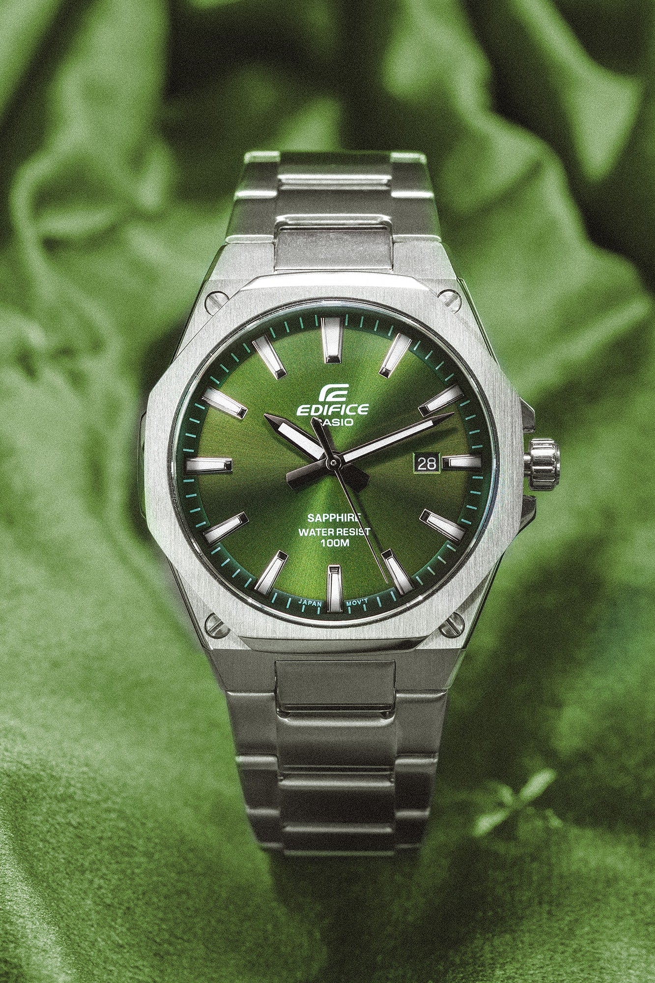 EFR-S108D-3AV Edifice Reloj para Hombre cristal zafiro - Image 4