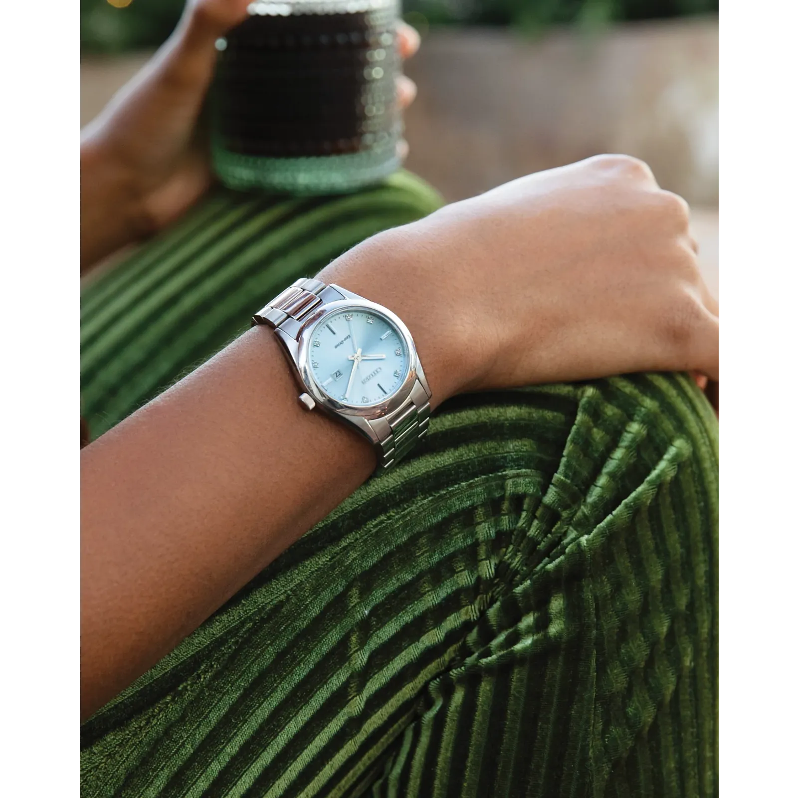 EW2700-54L Reloj Citizen Sport Luxury Eco-drive de mujer pulsera de metal 33mm - Image 2