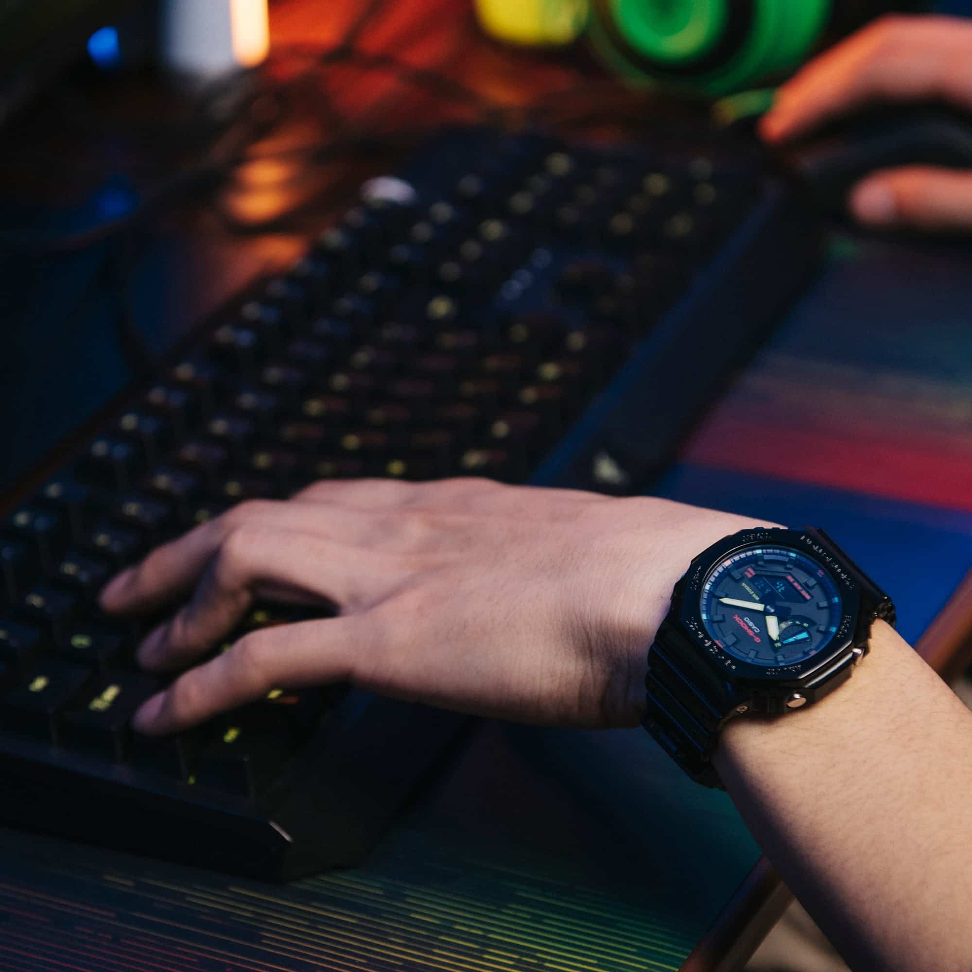 GA-2100RGB-1A G-Shock Reloj para Hombre - Image 2