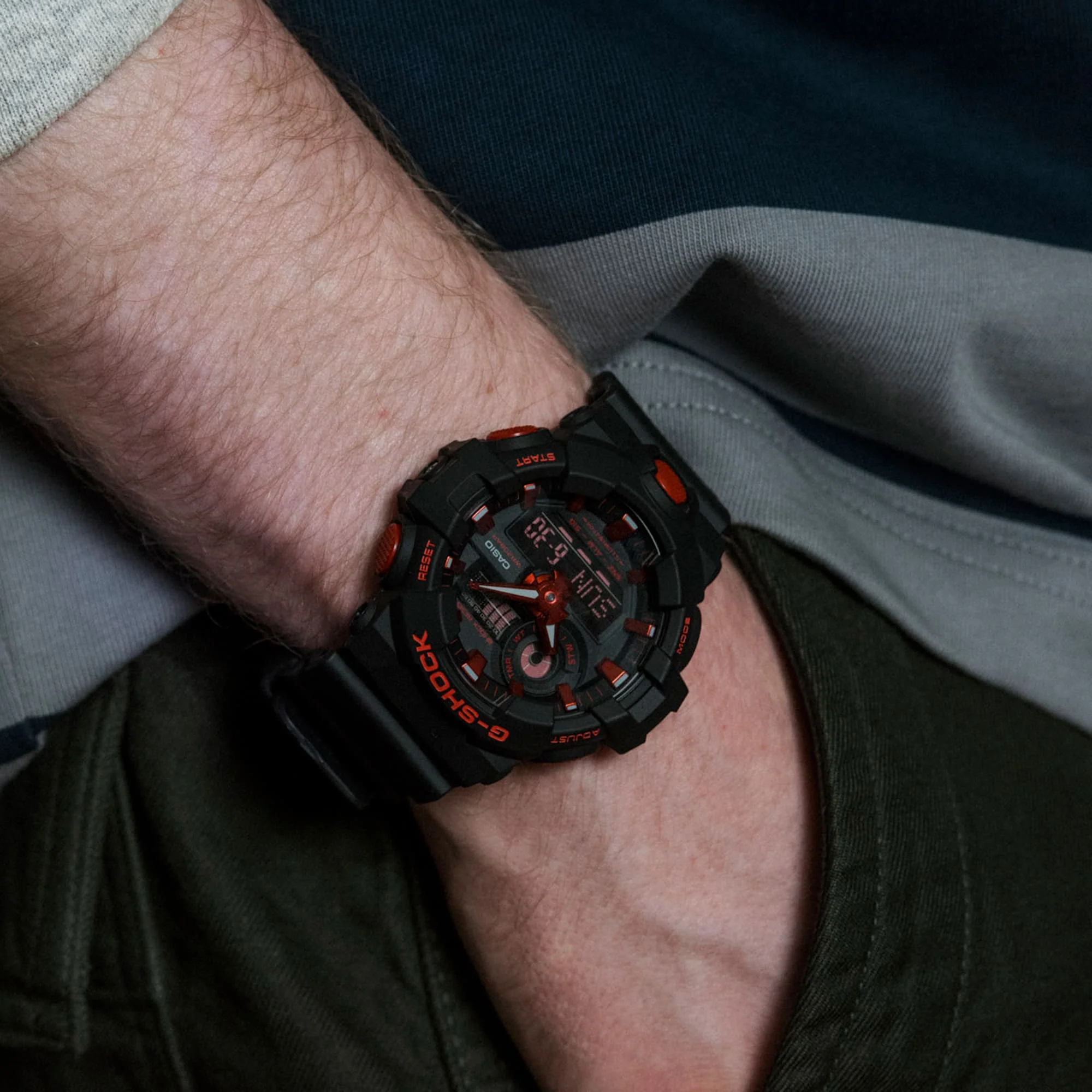 GA-700BNR-1A Reloj G-Shock para Hombre - Image 9