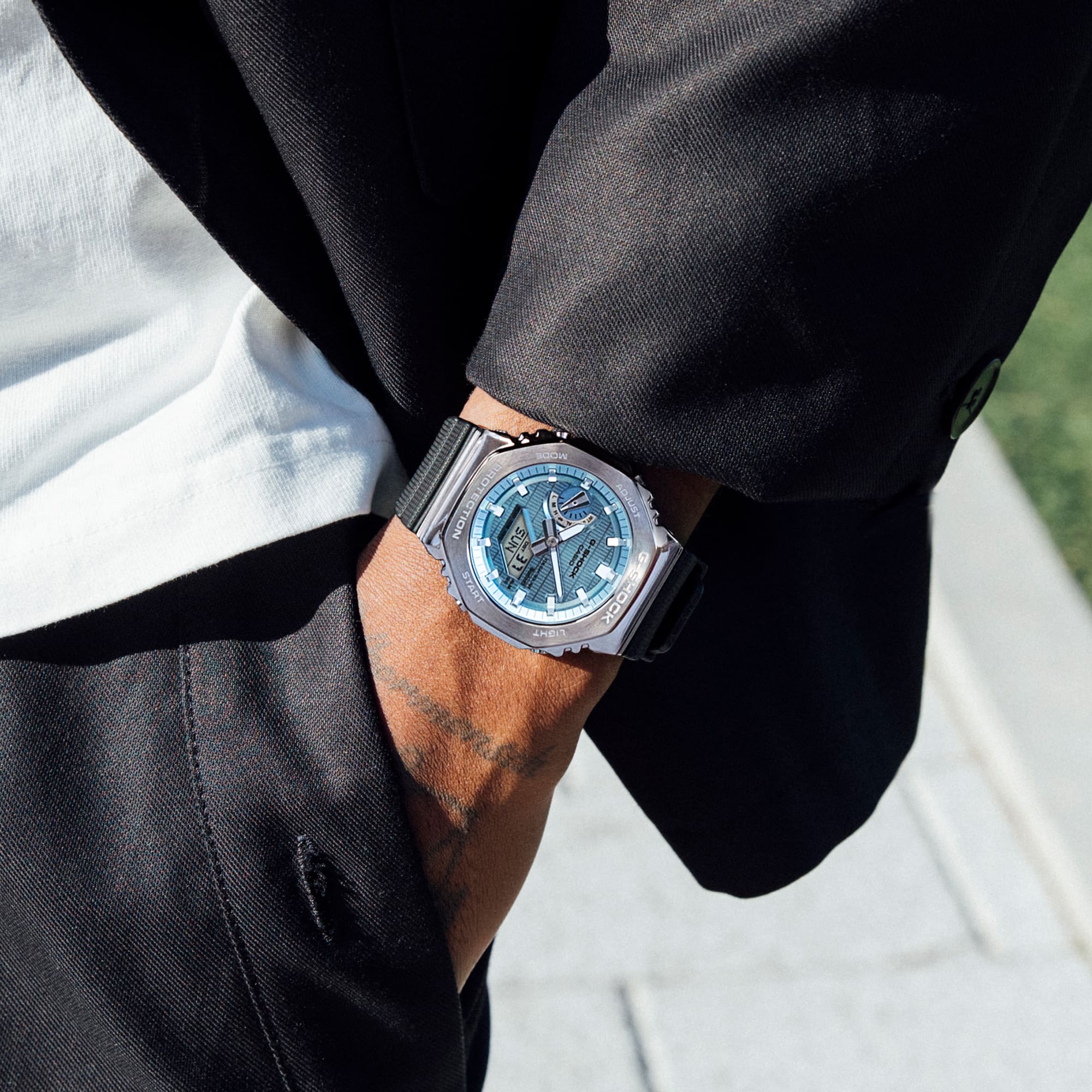 GBM-2100A-1A2 Reloj G-Shock Tough Solar de hombre pulsera de resina bluetooth - Image 4