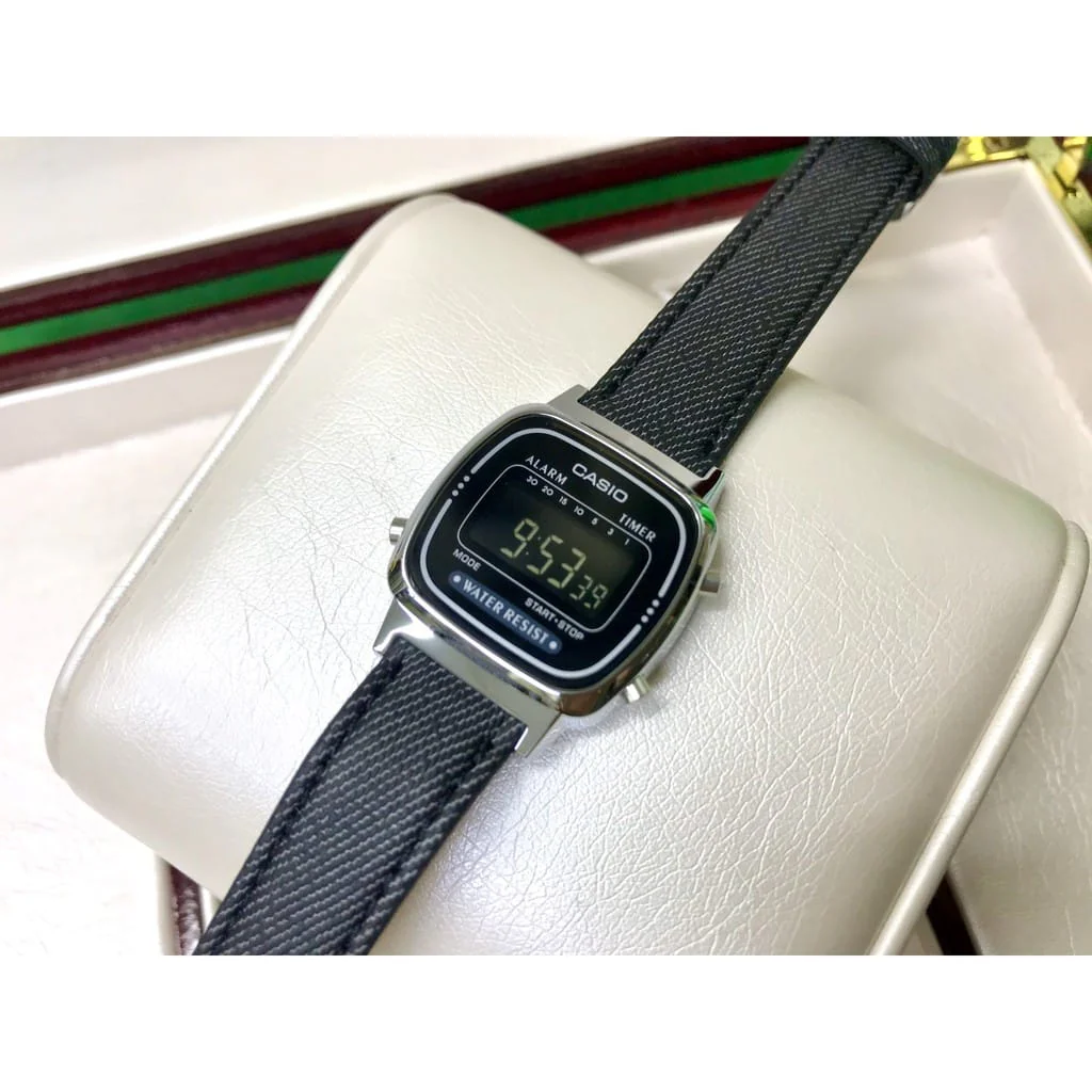 LA-670WL-1B Reloj Casio para Señorita - Image 2