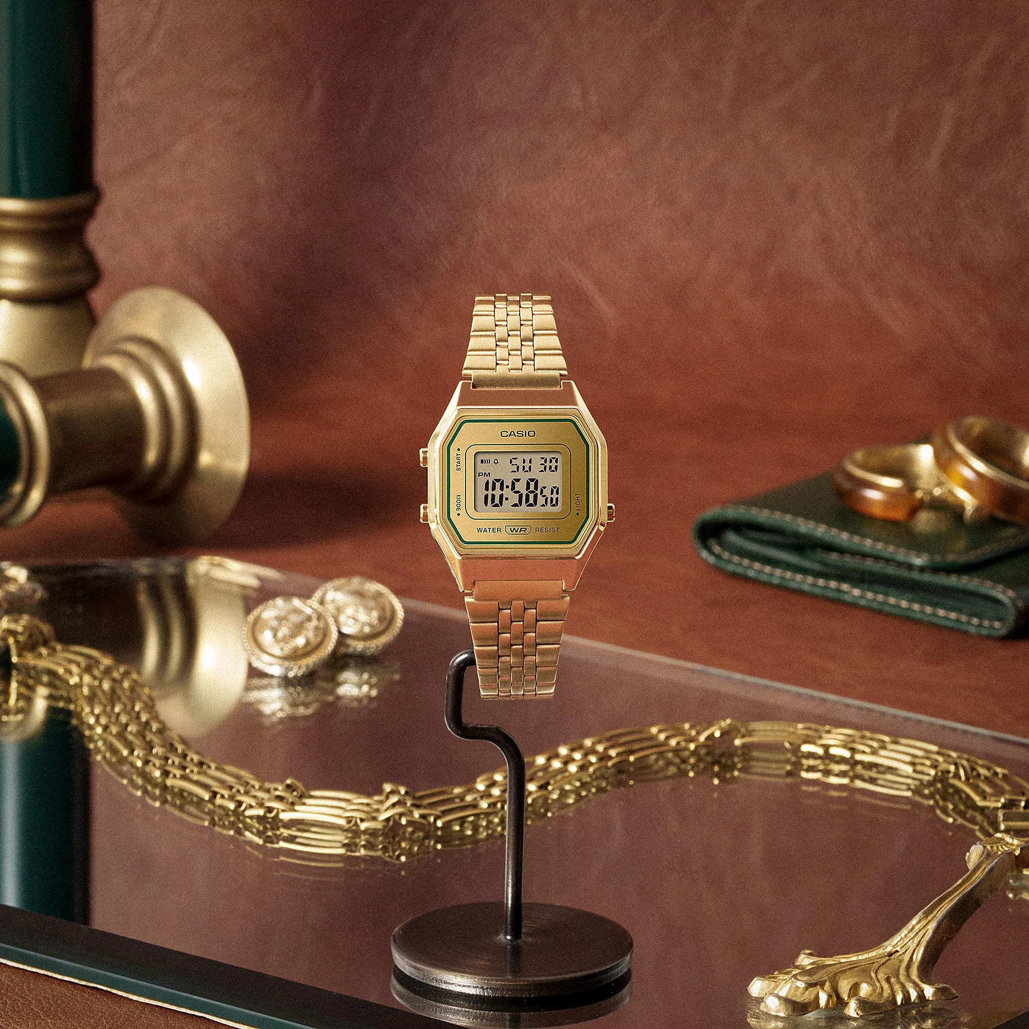 LA680WEGV-9A Casio reloj unisex pulsera de metal - Image 4
