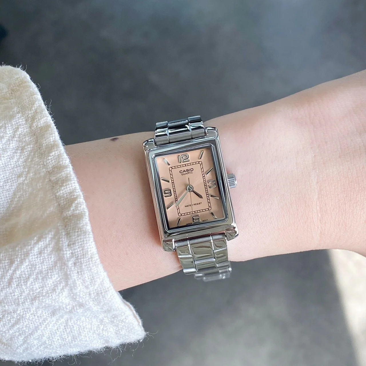 LTP-1234DD-4A Casio reloj para mujer correa de acero inoxidable - Image 2