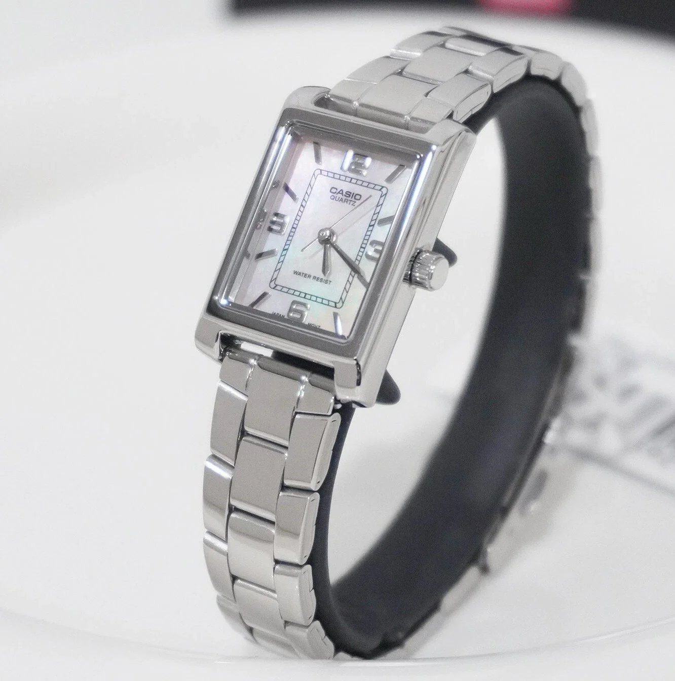 LTP-1234DS-4A Reloj Casio de dama pulsera de metal - Image 2