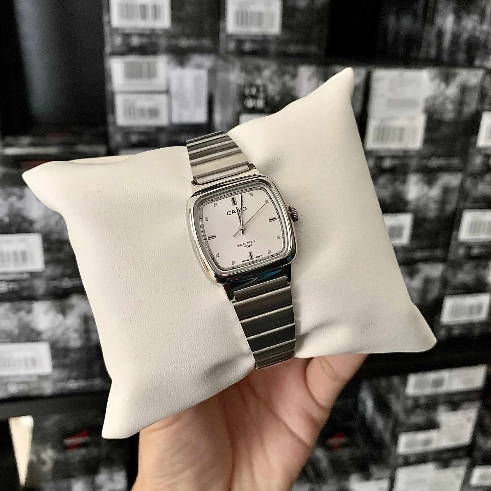 LTP-B140D-7AV Reloj Casio para Mujer - Image 3
