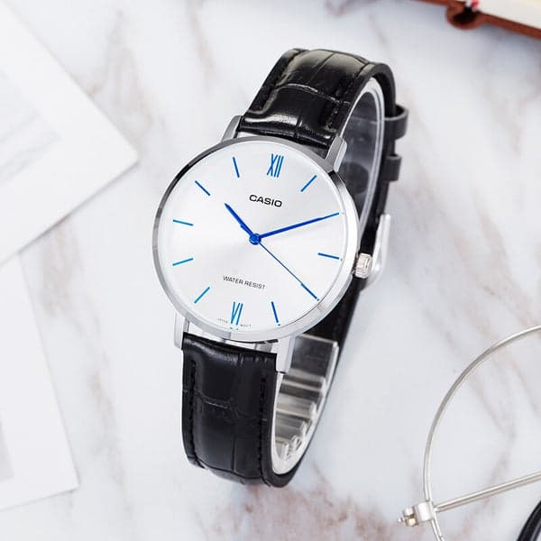 LTP-VT01L-7B1 Reloj Casio para Mujer - Image 3