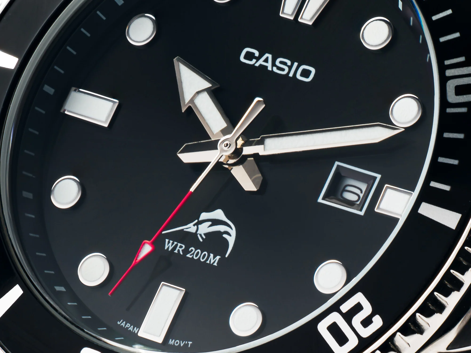 MDV-106DD-1A1CF Reloj Casio Marlin de hombre pulsera de metal - Image 4