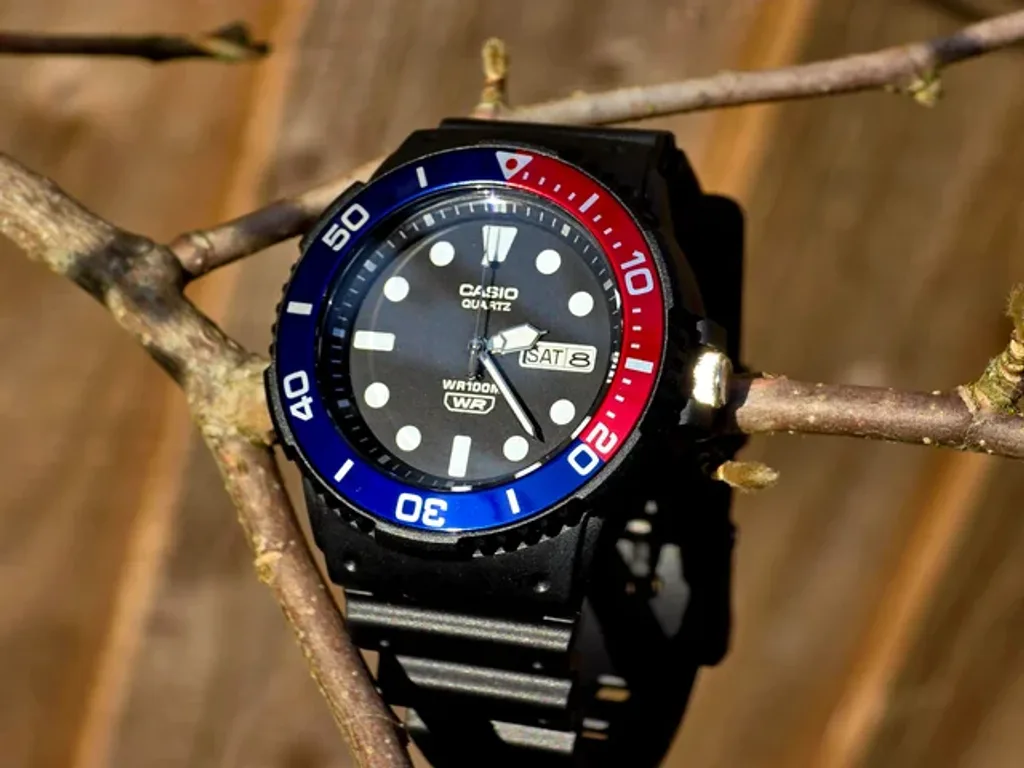 MRW-230H-1E2V Casio de hombre pulsera de caucho - Image 2