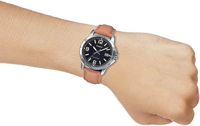MTP-V004L-1B2 Reloj Casio para Caballero - Image 2