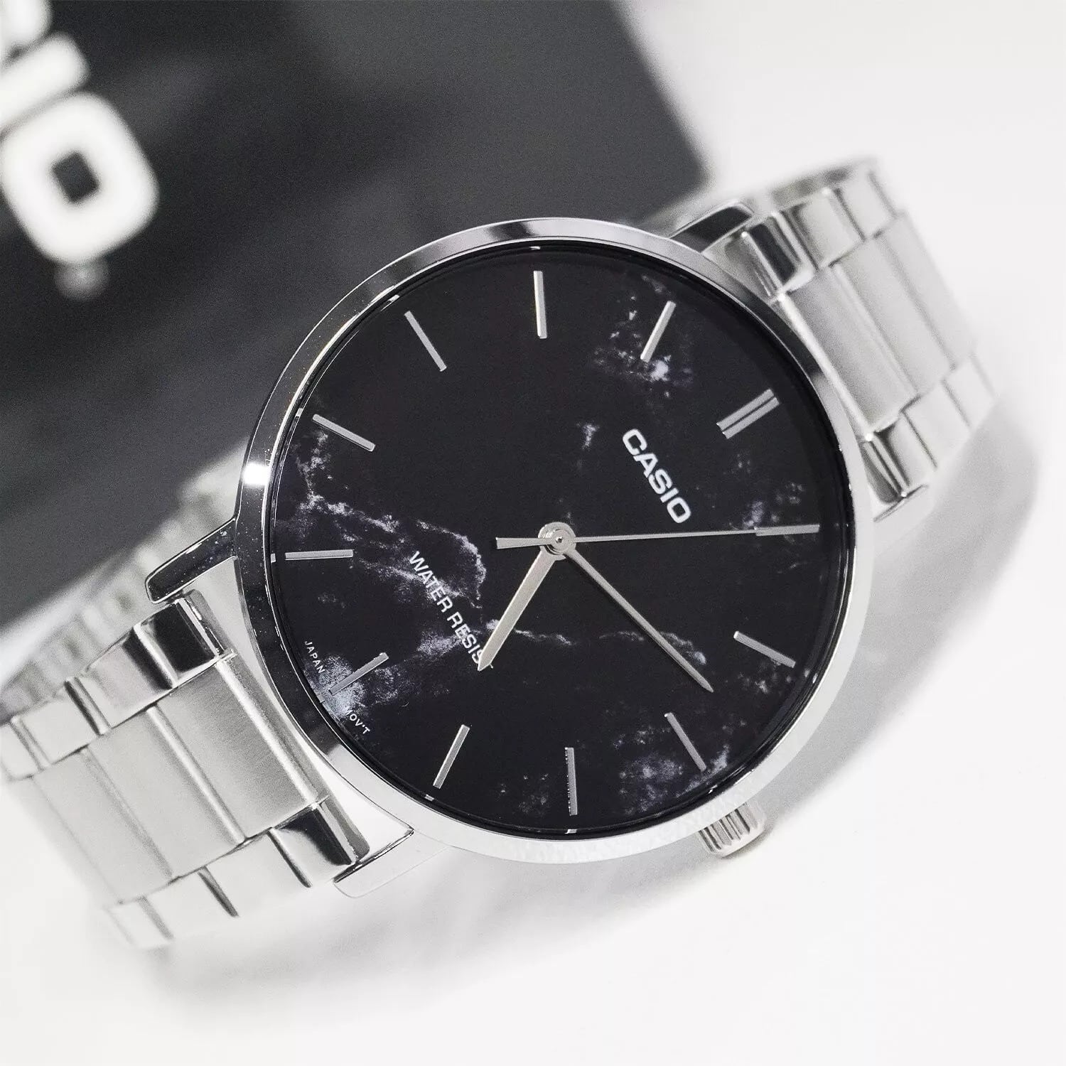 MTP-VT01DM-1A Casio reloj para caballero pulsera de metal - Image 2