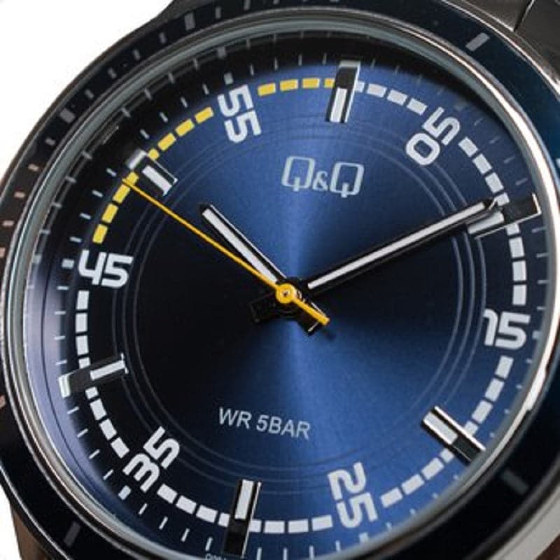 Q09A-002PY Reloj QQ para Hombre - Image 2