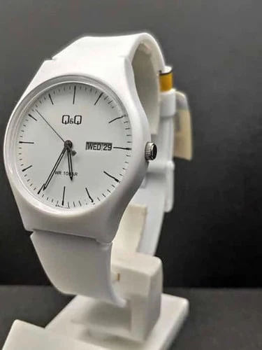 A212J002Y Reloj QQ para Mujer - Image 2