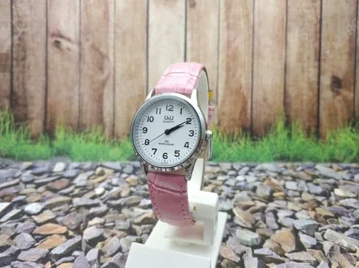 C215J808Y Reloj QQ para Señorita - Image 3