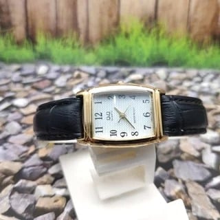 Q881J104Y Reloj QQ para Mujer - Image 2