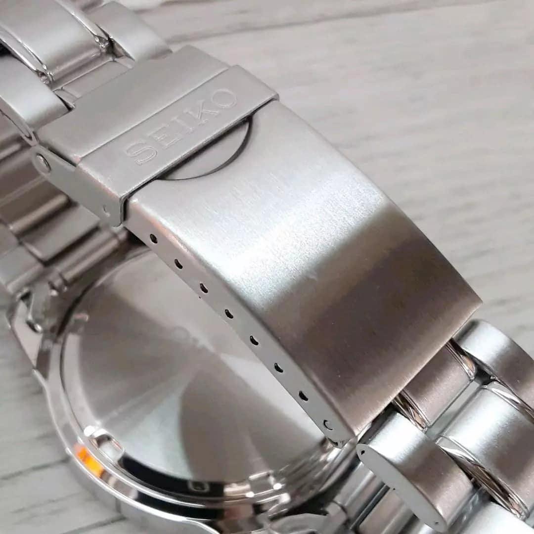 SBTQ039 Reloj Seiko Spirit Modelo Limitado para Hombre con Correa de Metal - Image 2