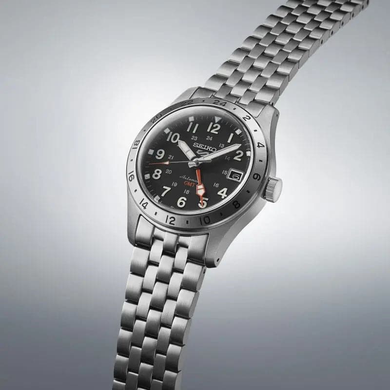 SSK023K1 Reloj Seiko 5 para Hombre con Pulsera de Acero Inoxidable - Image 4