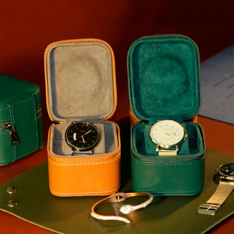TC-011 Caja para reloj Tancy un espacio de cuero acolchado - Image 10