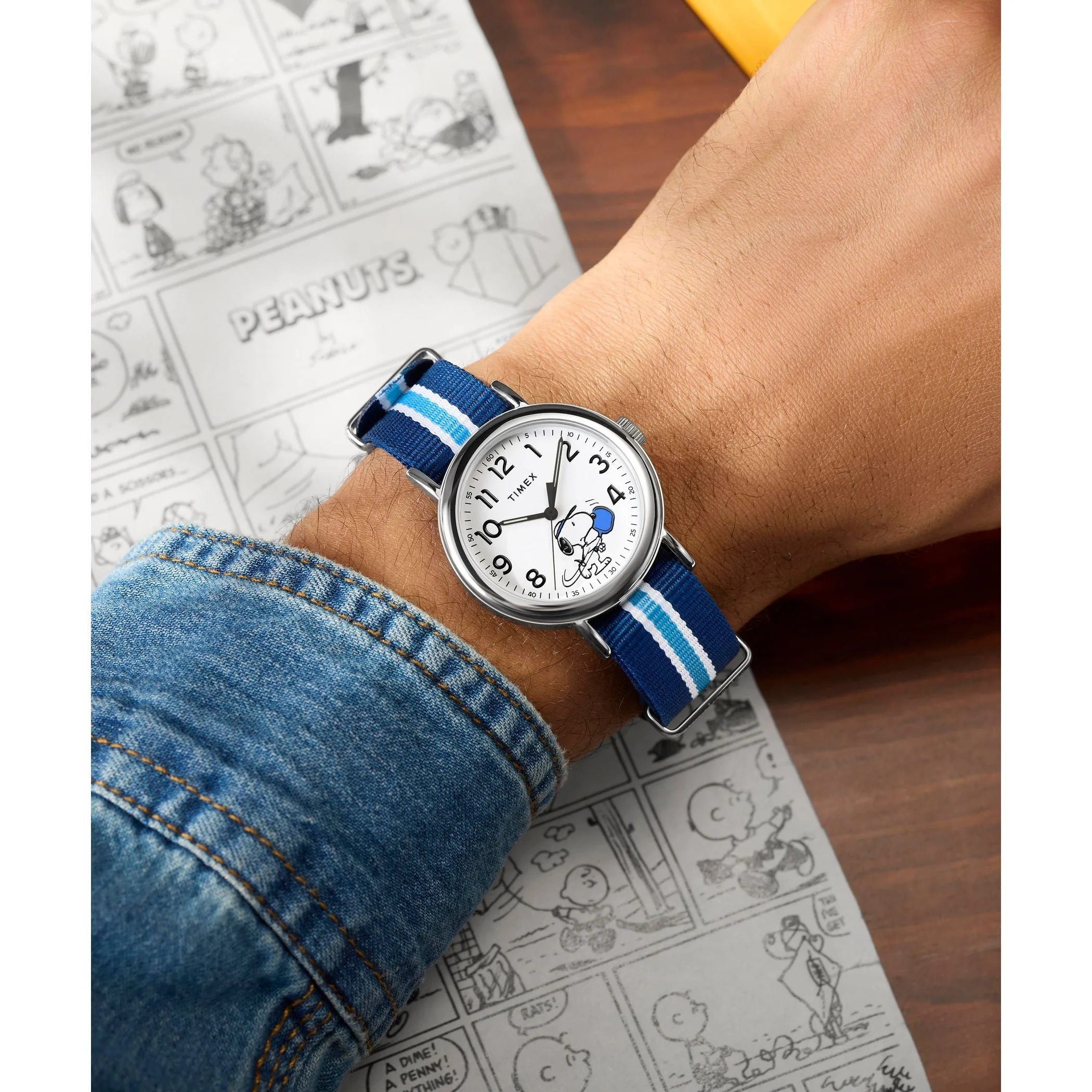 TW2Y50600 Reloj Timex Weekender Snoopy unisex correa de tela - Image 7