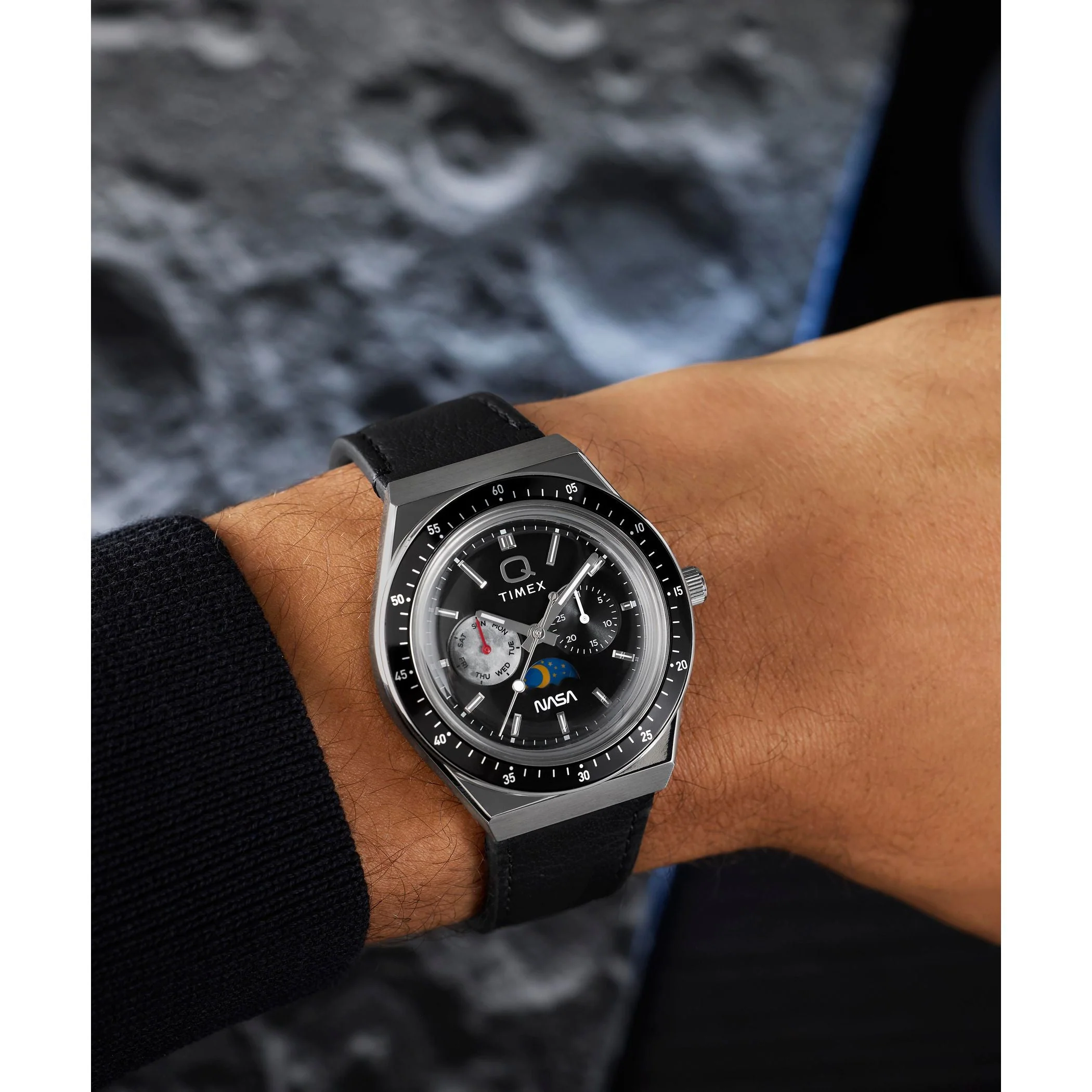 TW2Y56800 Reloj Timex Q NASA de hombre correa de piel - Image 3