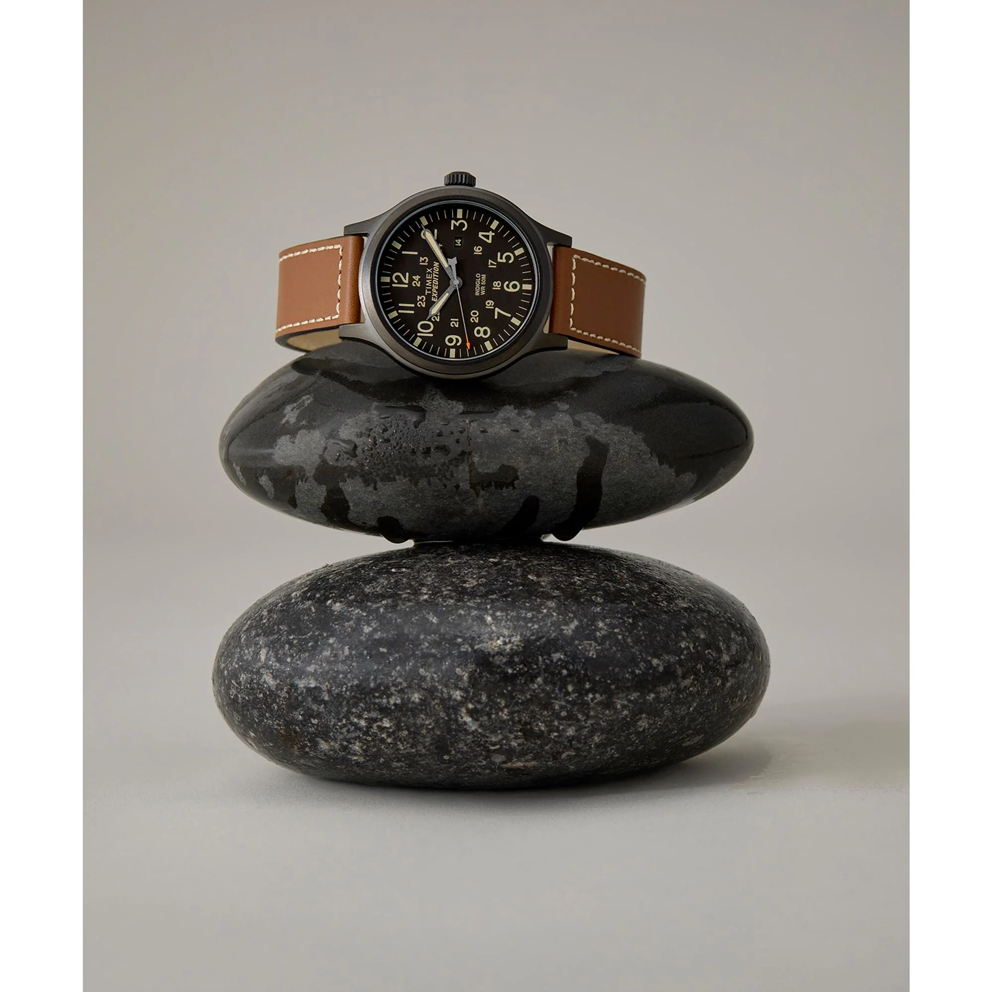 TW4B11300 Reloj Timex Expedition Scout de hombre banda de piel 43mm - Image 3