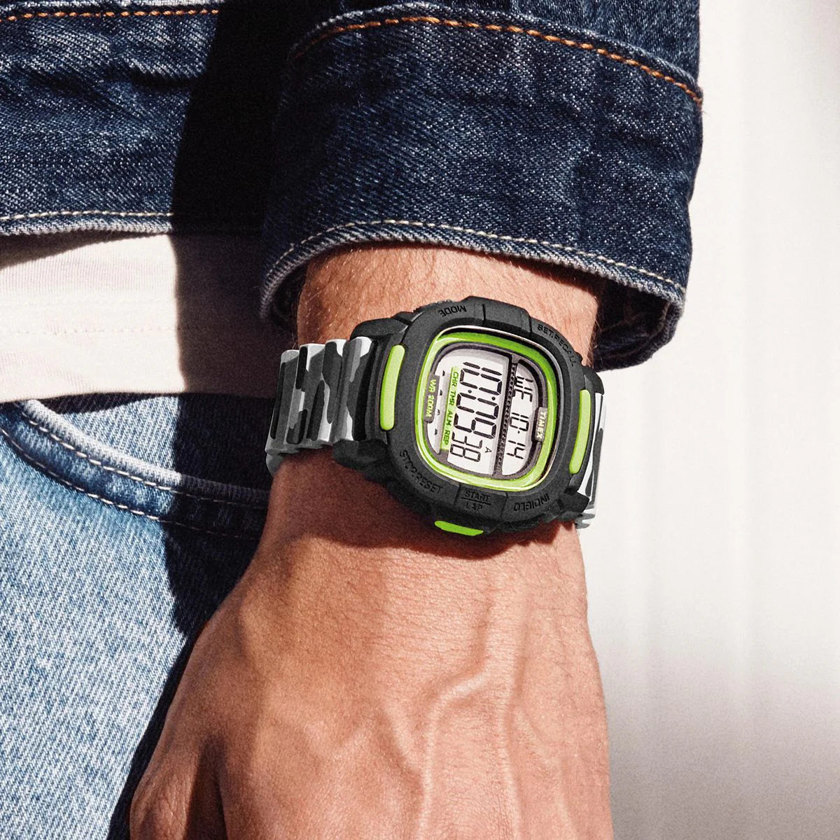 TW5M26600 Reloj Timex Command de hombre pulsera de resina digital 47 mm - Image 3
