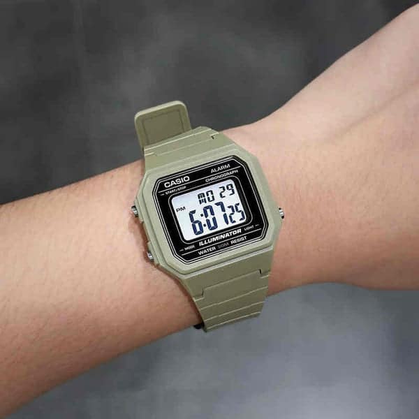 W-217H-5AV Reloj Casio Digital Vintage Clásico Illuminator para Caballero con Banda de Goma - Image 2